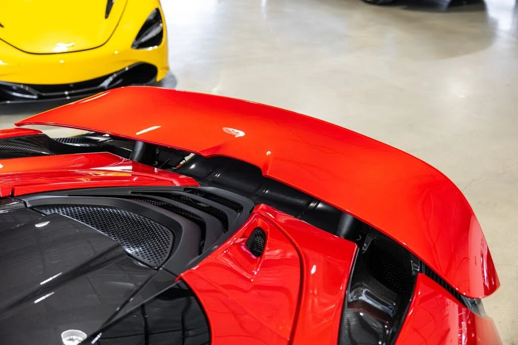 2022 McLaren 720S Spider - Image 16 of 31