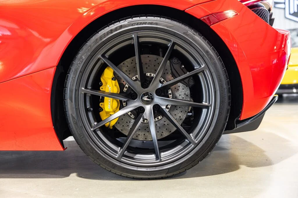 2022 McLaren 720S Spider - Image 21 of 31