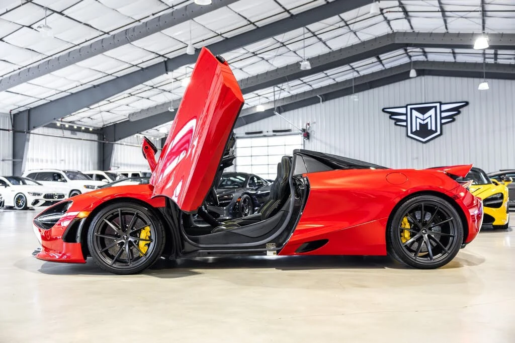 2022 McLaren 720S Spider - Image 3 of 31