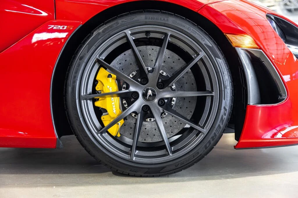 2022 McLaren 720S Spider - Image 23 of 31
