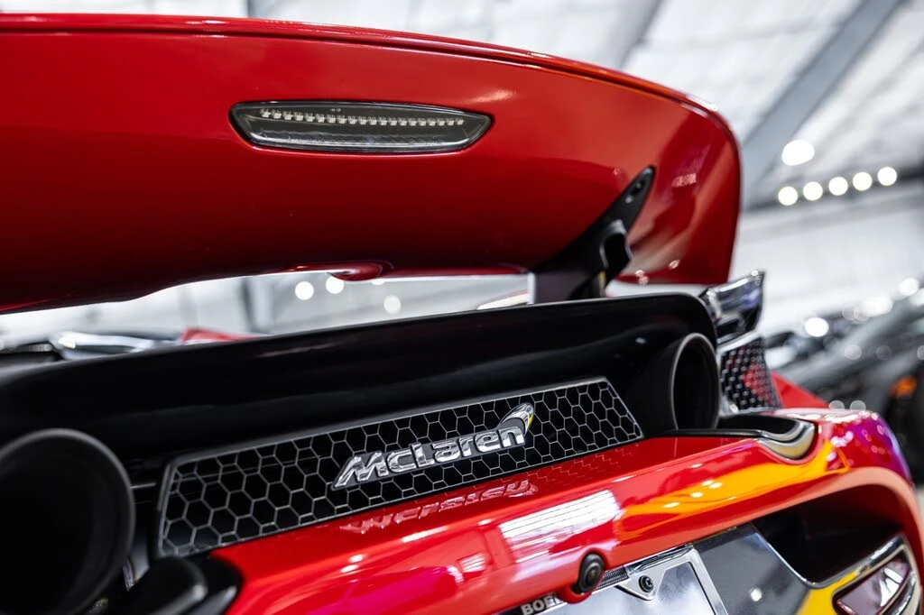 2022 McLaren 720S Spider - Image 17 of 31
