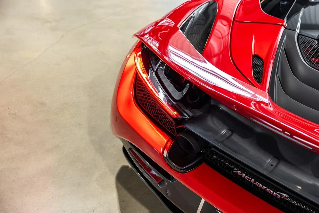 2022 McLaren 720S Spider - Image 18 of 31