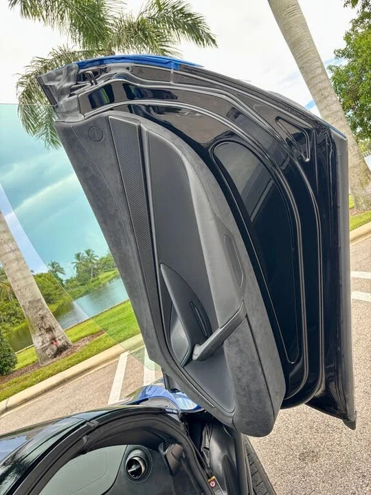 2022 McLaren 720S Spider - Image 24 of 31