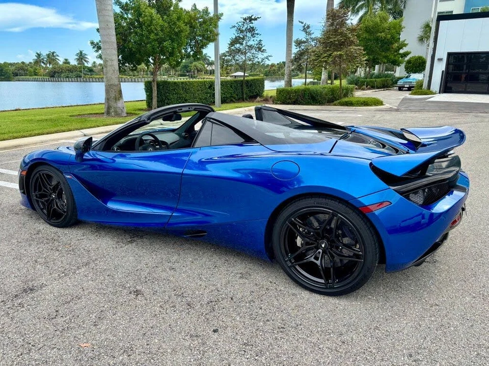 2022 McLaren 720S Spider - Image 12 of 31