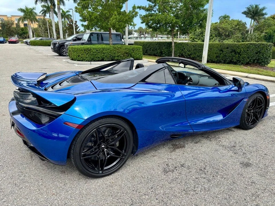 2022 McLaren 720S Spider - Image 8 of 31