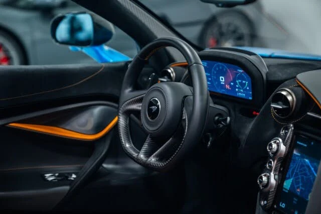 2022 McLaren 720S Spider - Image 22 of 31