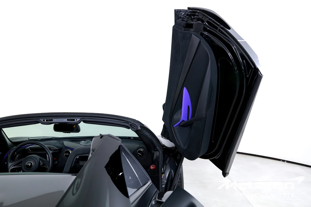 2022 McLaren 720S Spider - Image 18 of 31