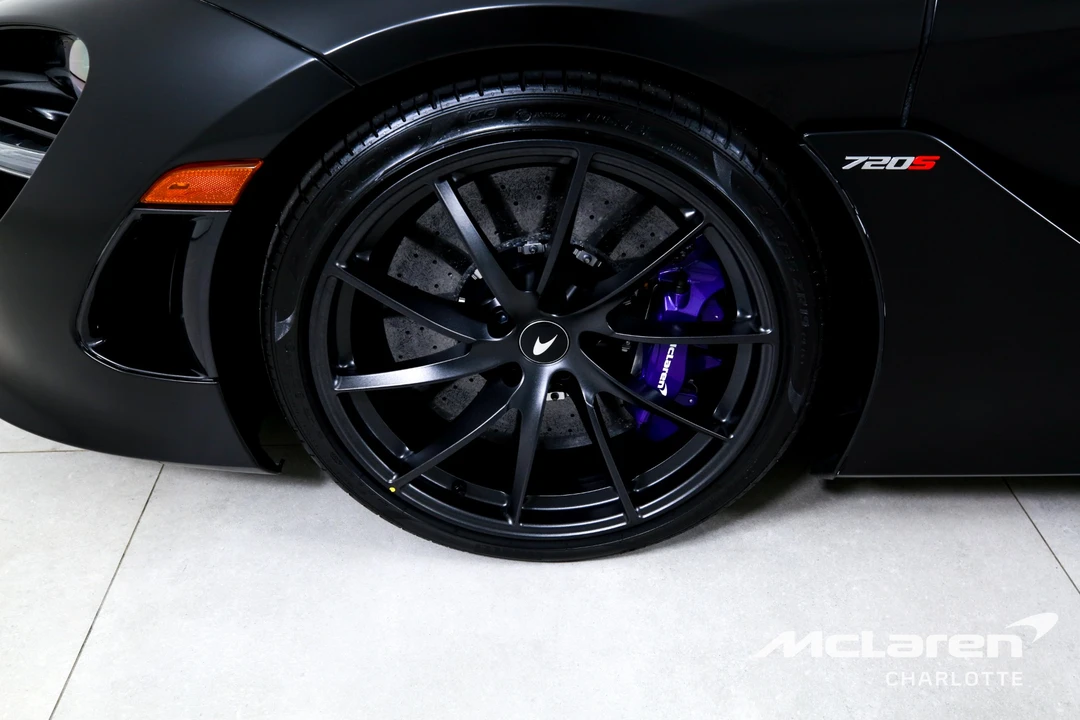 2022 McLaren 720S Spider - Image 26 of 31