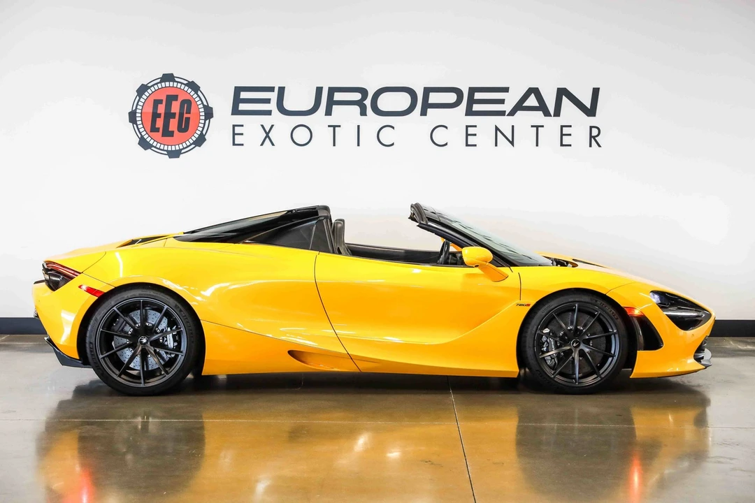 2022 McLaren 720S Spider - Image 15 of 31