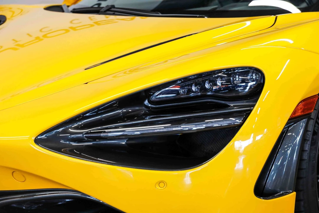 2022 McLaren 720S Spider - Image 25 of 31