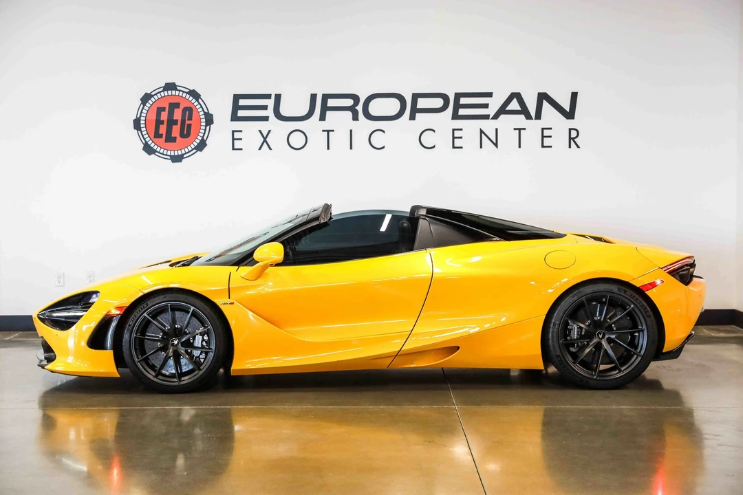 2022 McLaren 720S Spider - Image 10 of 31