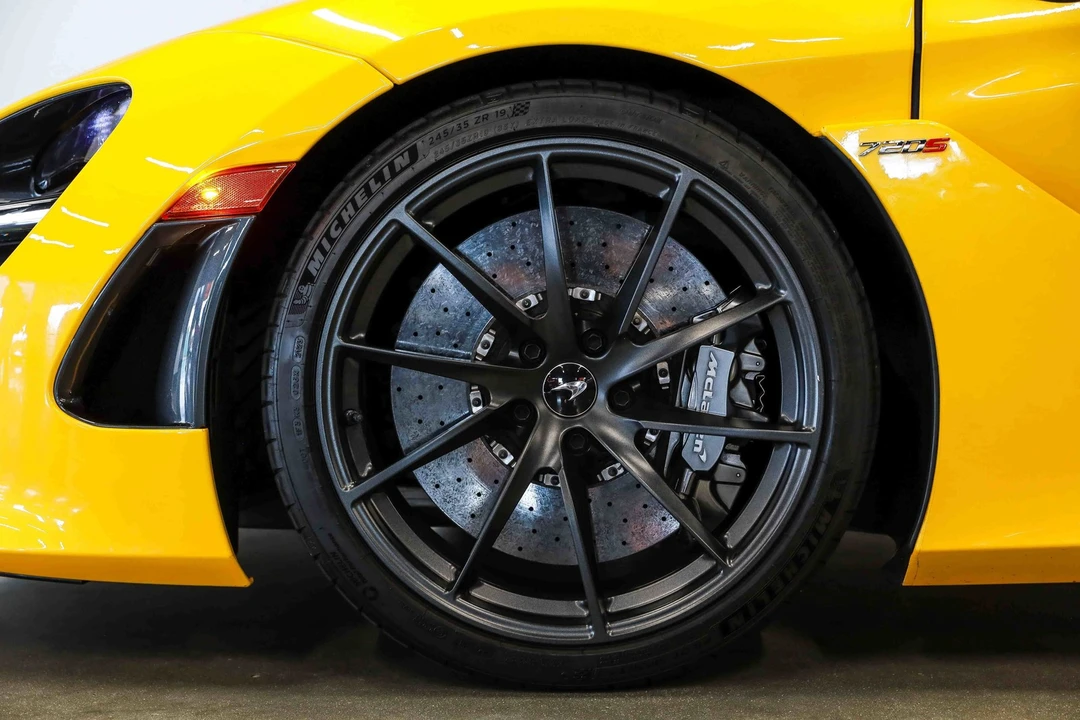 2022 McLaren 720S Spider - Image 21 of 31
