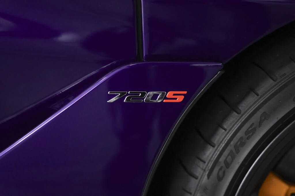 2022 McLaren 720S - Image 14 of 31