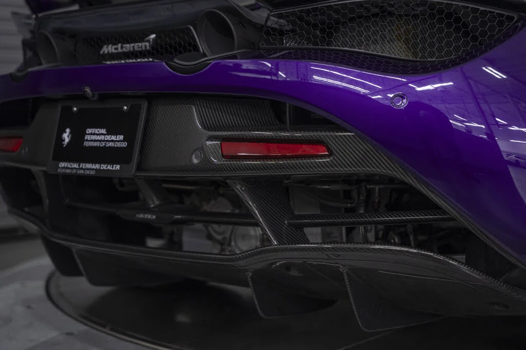 2022 McLaren 720S - Image 17 of 31