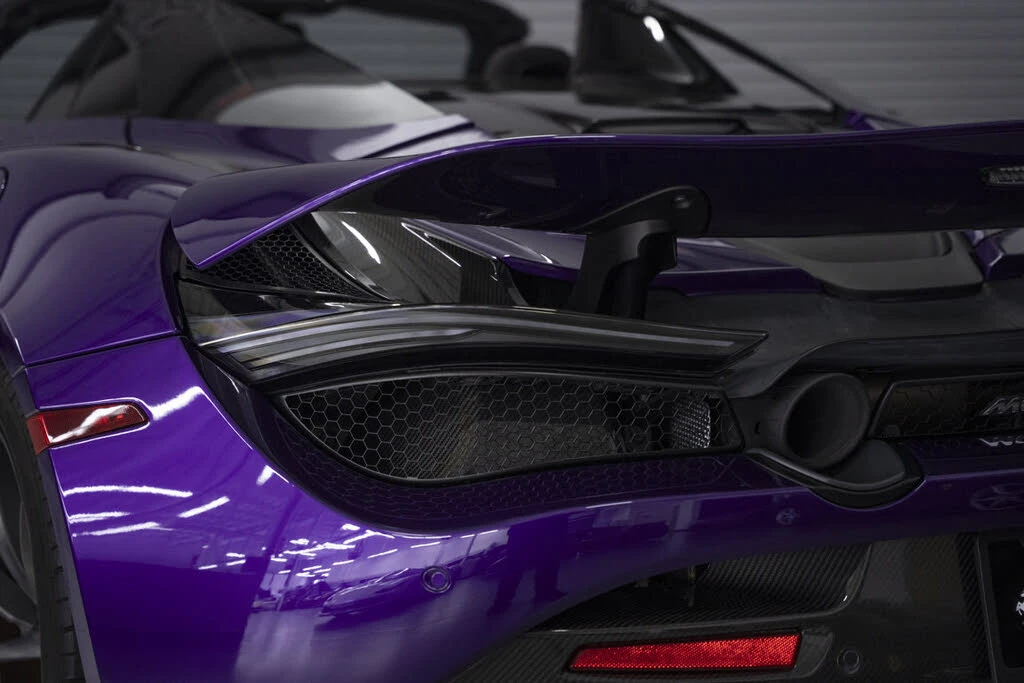 2022 McLaren 720S - Image 25 of 31