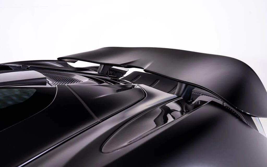 2022 McLaren 720S - Image 16 of 28