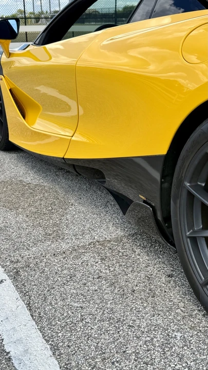 2022 McLaren 720S - Image 22 of 31