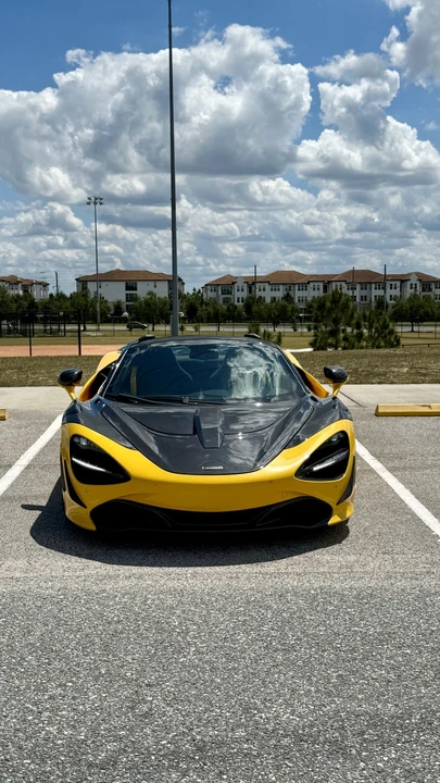 2022 McLaren 720S - Image 9 of 31