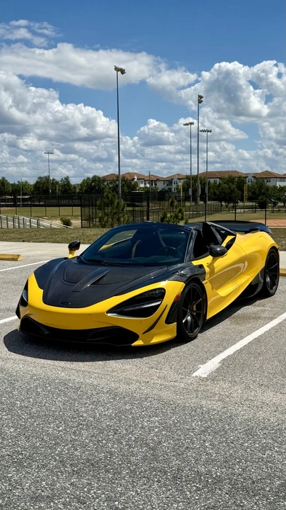 2022 McLaren 720S - Image 10 of 31