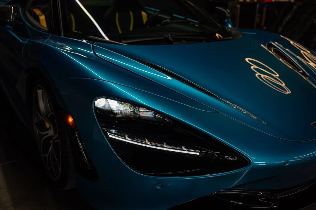 2022 McLaren 720S - Image 10 of 23