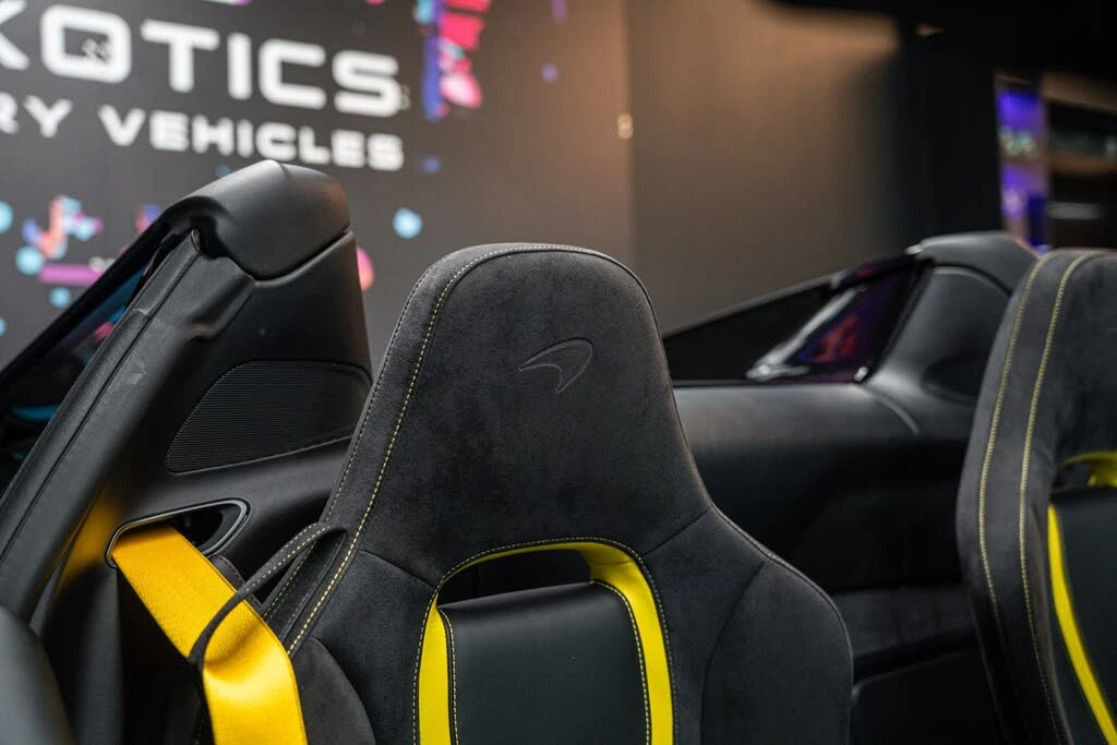 2022 McLaren 720S - Image 20 of 23