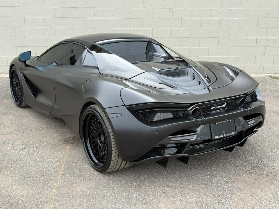 2022 McLaren 720S - Image 11 of 31