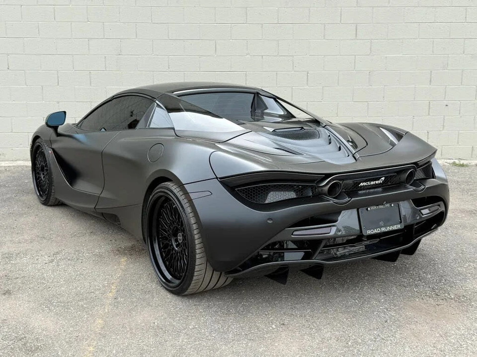 2022 McLaren 720S - Image 9 of 31