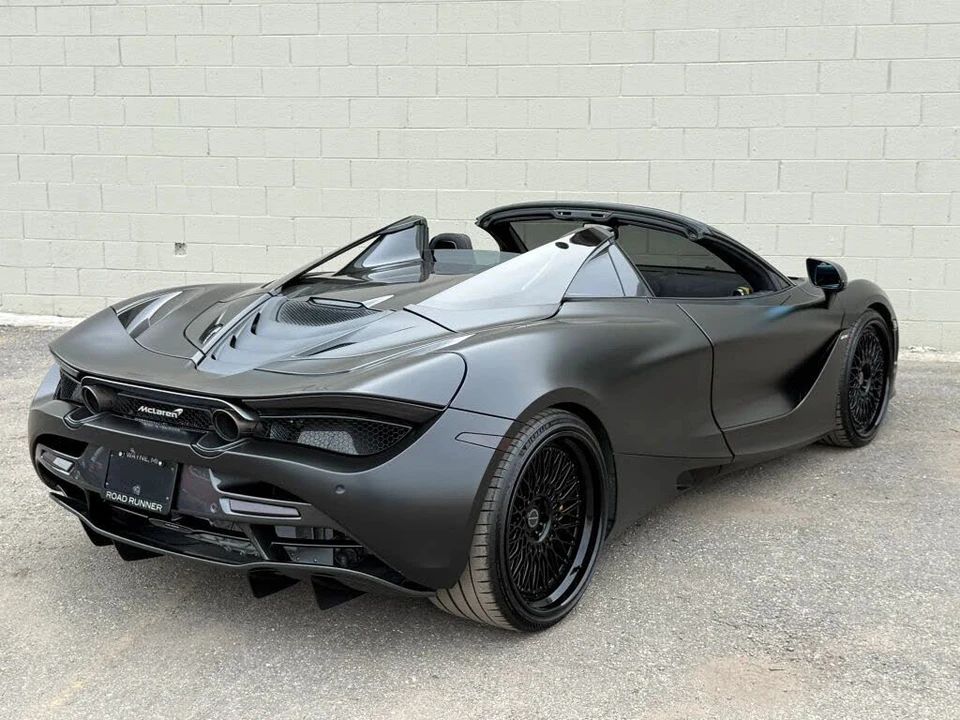 2022 McLaren 720S - Image 18 of 31