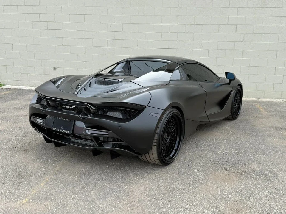 2022 McLaren 720S - Image 16 of 31