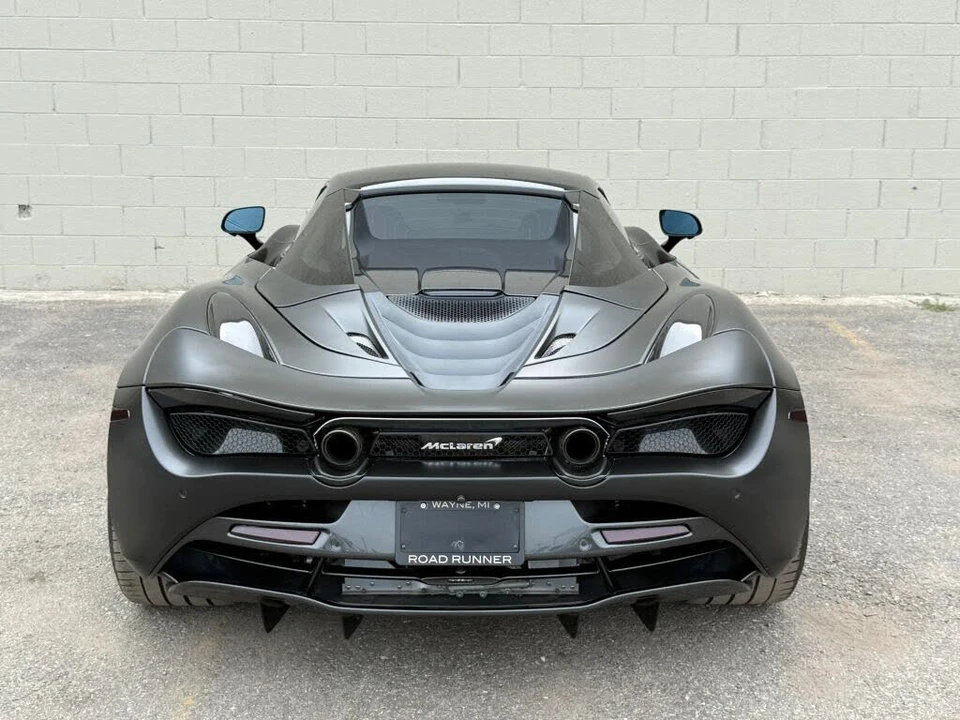 2022 McLaren 720S - Image 13 of 31