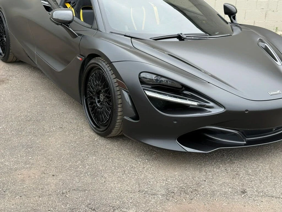 2022 McLaren 720S - Image 23 of 31