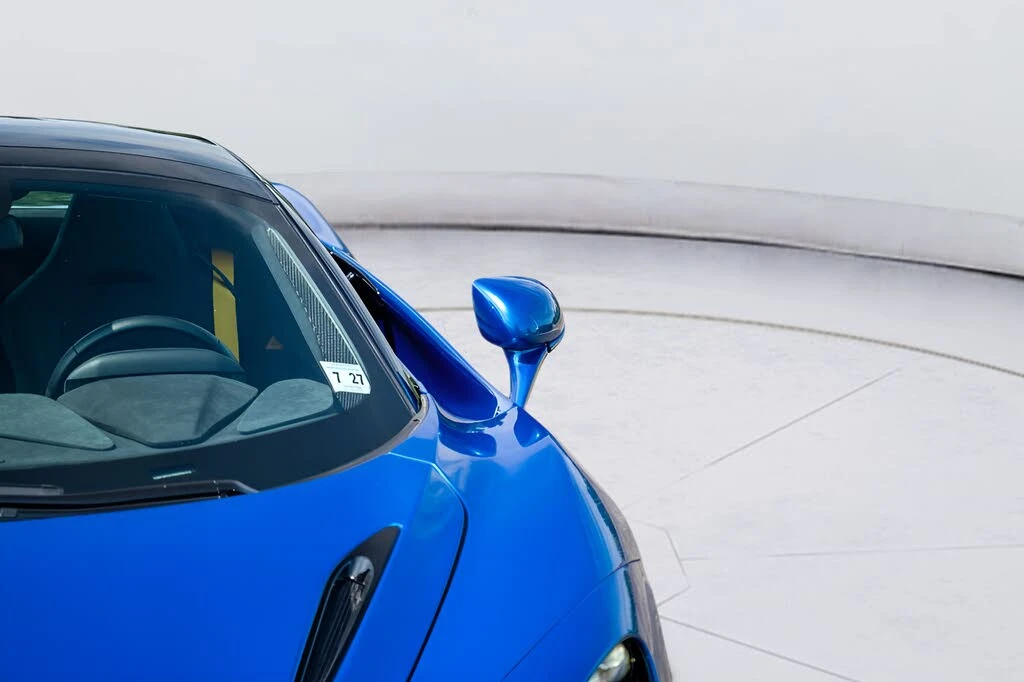 2022 McLaren 720S - Image 9 of 31