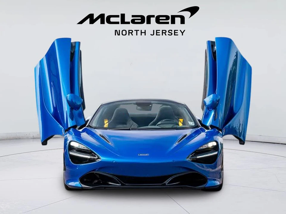 2022 McLaren 720S - Image 4 of 31