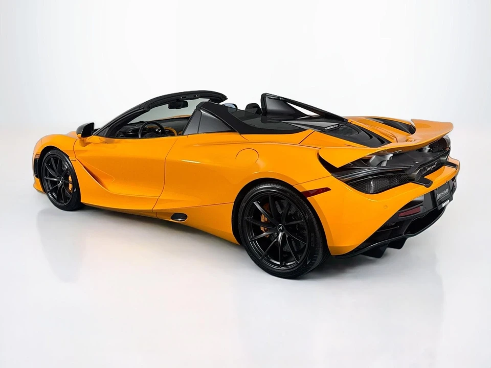 2022 McLaren 720S - Image 7 of 31