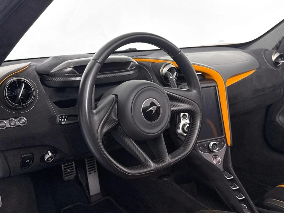 2022 McLaren 720S - Image 12 of 31
