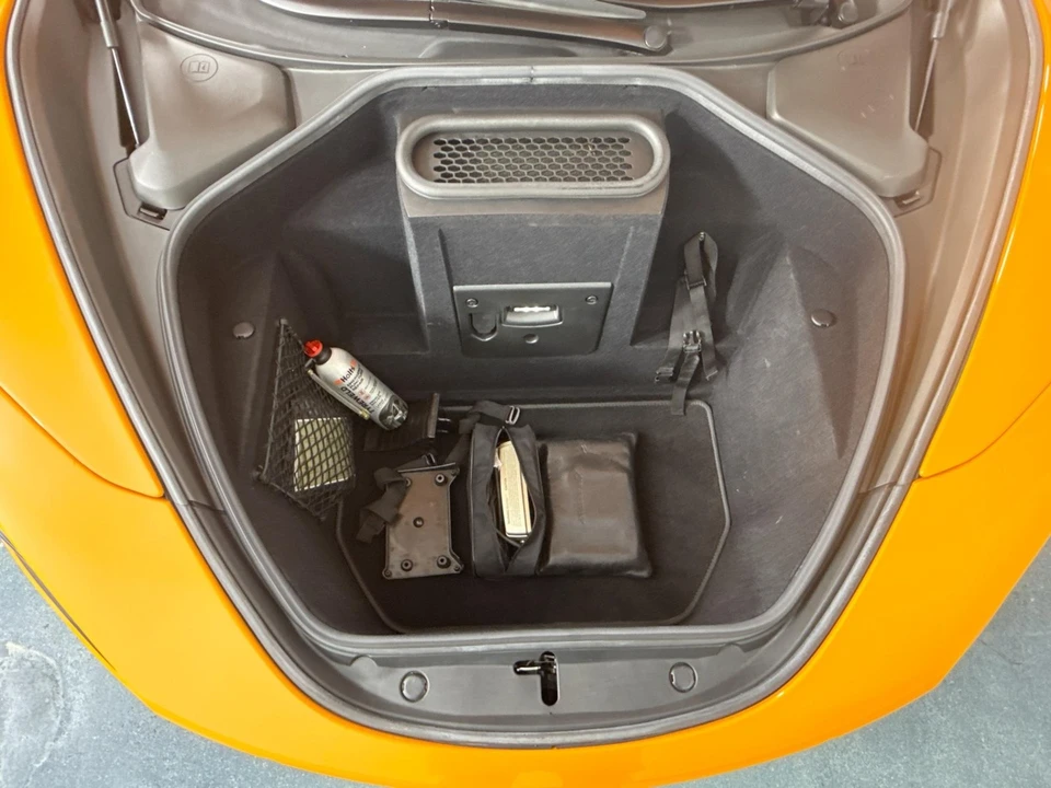 2022 McLaren 720S - Image 24 of 31