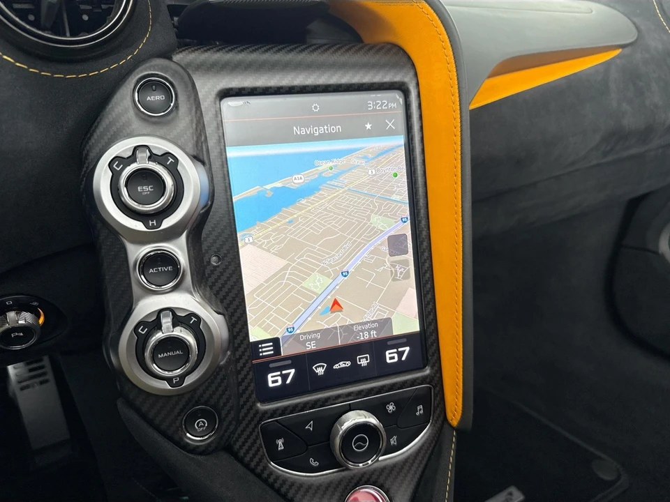 2022 McLaren 720S - Image 15 of 31