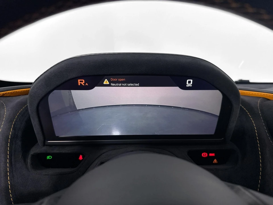2022 McLaren 720S - Image 16 of 31