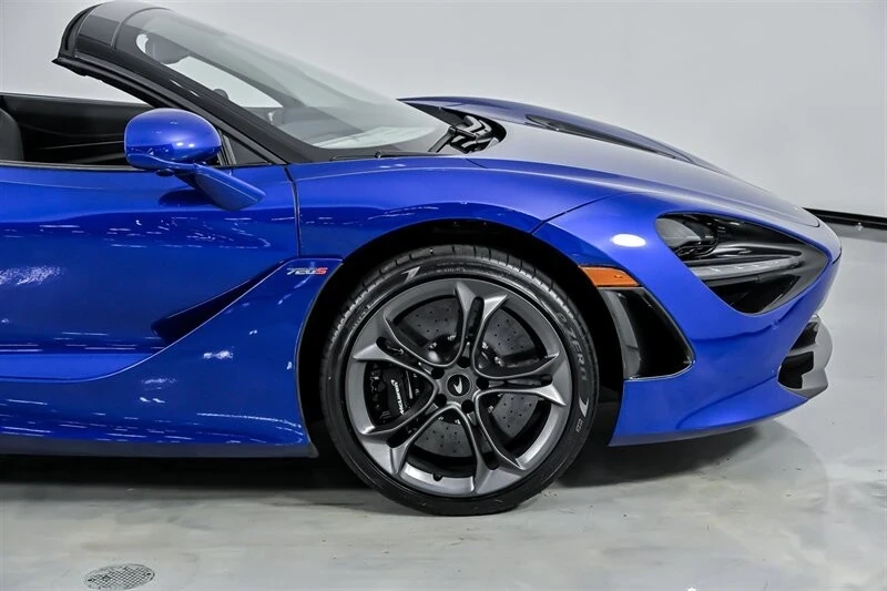 2022 McLaren 720S Spider - Image 15 of 21