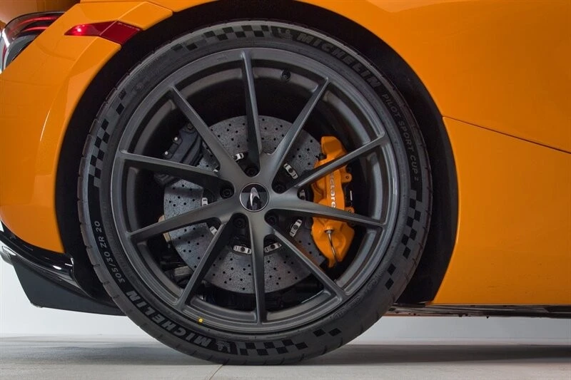 2022 McLaren 720S Spider - Image 19 of 21