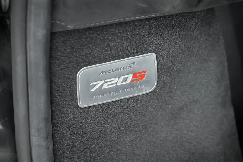 2022 McLaren 720S Spider - Image 28 of 31