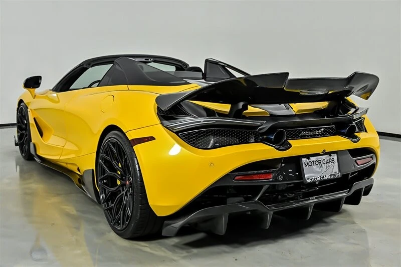 2022 McLaren 720S Spider - Image 13 of 31