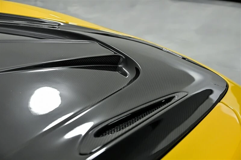 2022 McLaren 720S Spider - Image 8 of 31