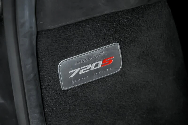 2022 McLaren 720S Spider - Image 25 of 31