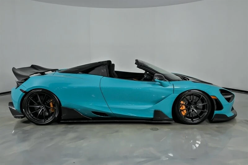 2022 McLaren 720S Spider - Image 17 of 31