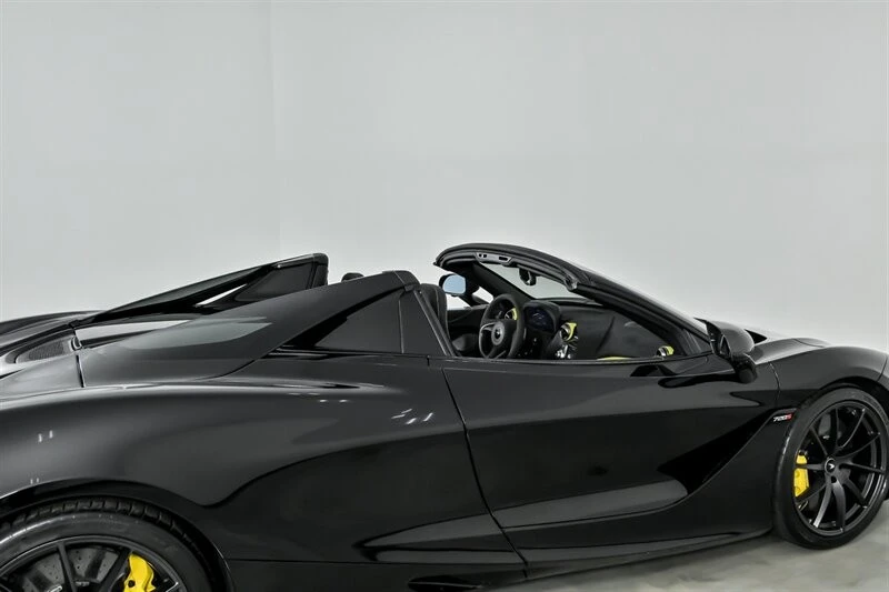 2022 McLaren 720S Spider - Image 20 of 21