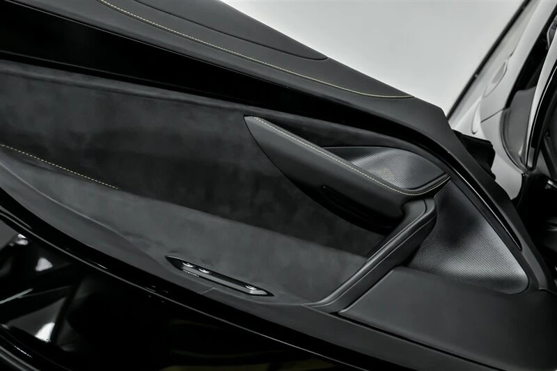 2022 McLaren 720S Spider - Image 21 of 21