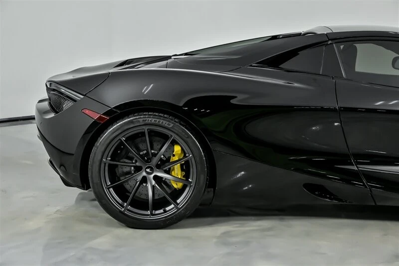 2022 McLaren 720S Spider - Image 12 of 21
