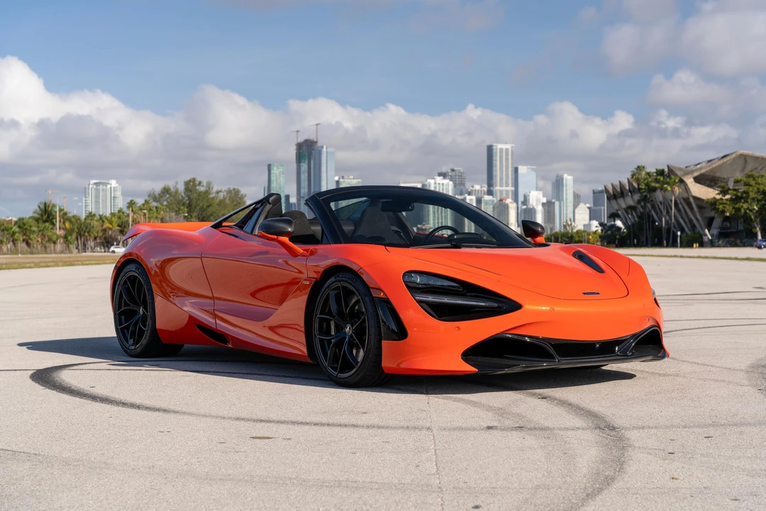 2022 McLaren 720S Spider - Image 15 of 31