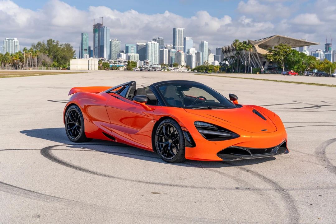 2022 McLaren 720S Spider - Image 14 of 31